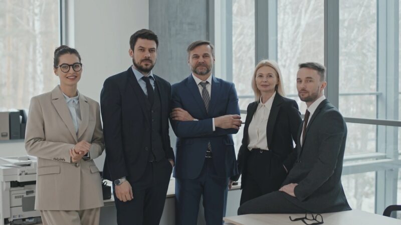 Company leadership team aligning strategy and defining clear roles for effective governance